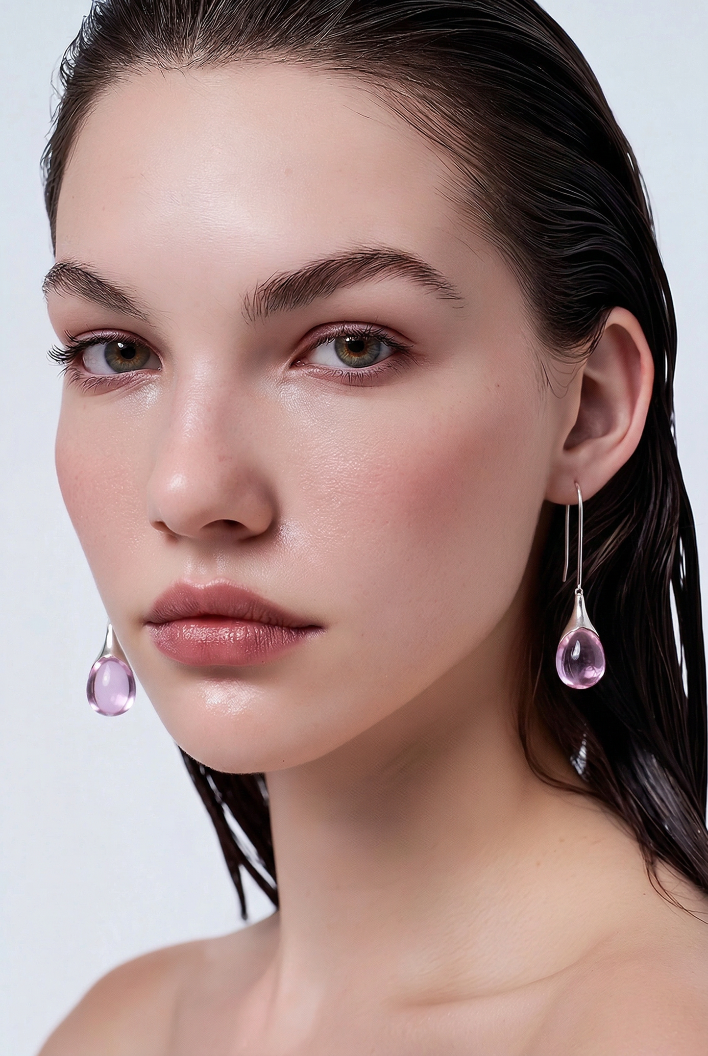 Drop earrings purple